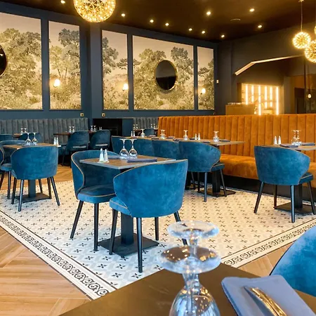 فندق Logis Clermotel - & Restaurant 3*