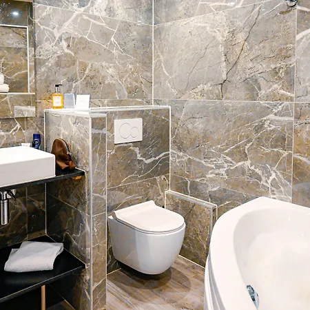 فندق Logis Clermotel - & Restaurant