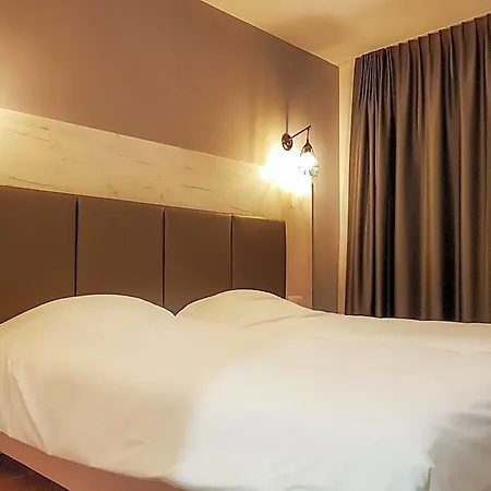 호텔 Logis Clermotel - & Restaurant 아네