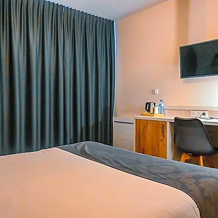 호텔 Logis Clermotel - & Restaurant 아네