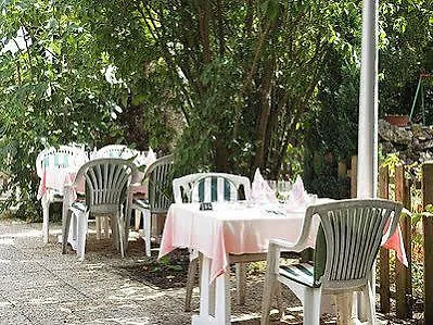호텔 Logis Clermotel - & Restaurant 아네