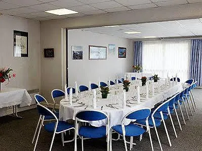Logis Clermotel - & Restaurant 호텔